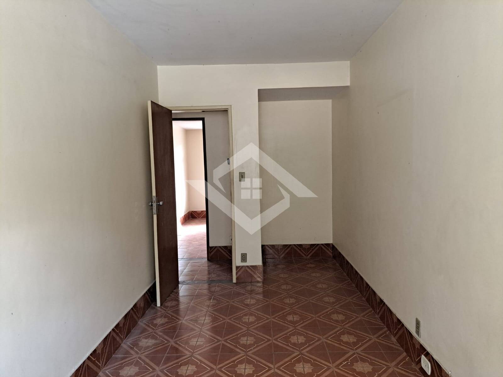 Apartamento à venda com 2 quartos, 60m² - Foto 7