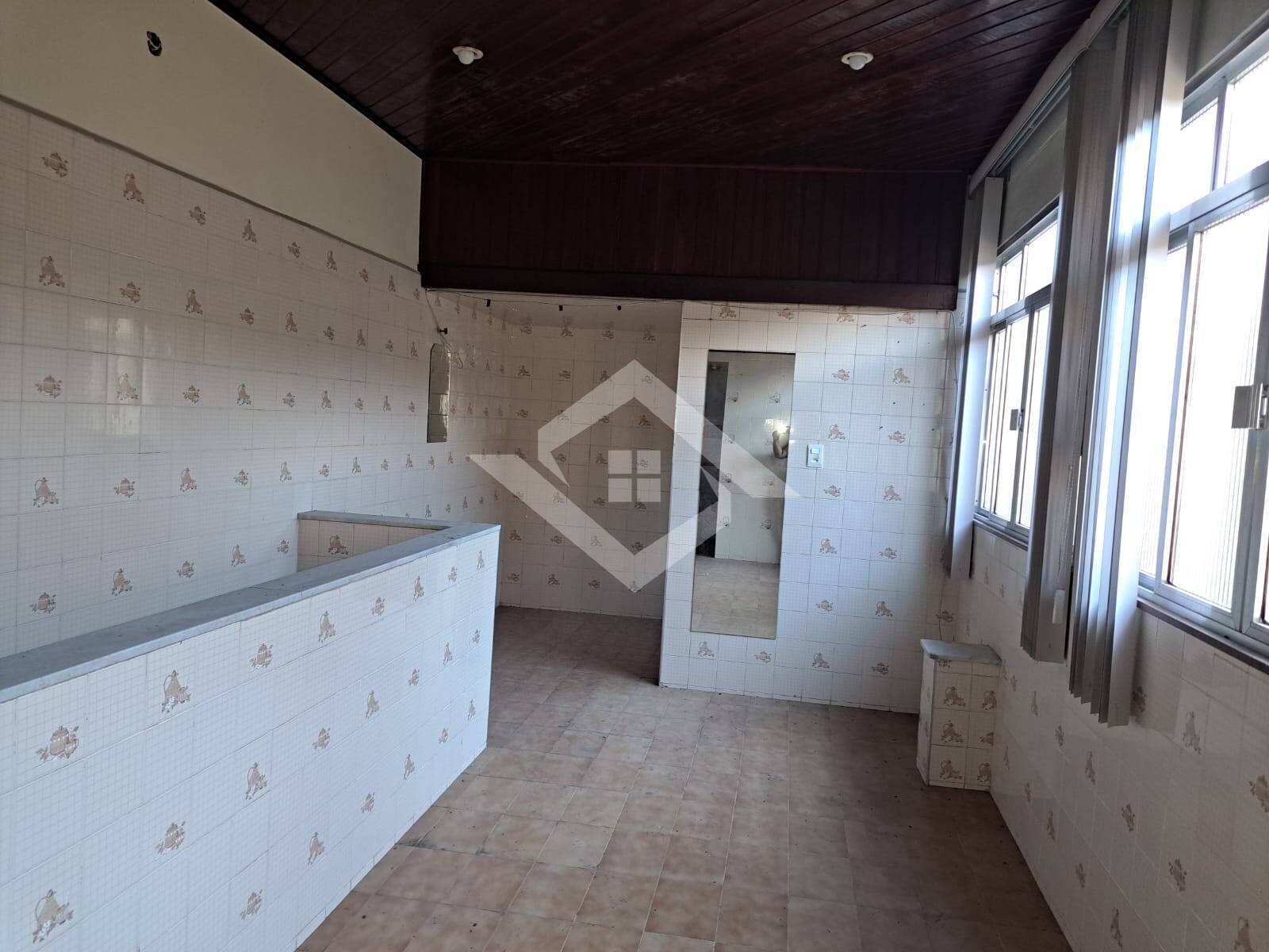 Casa à venda com 4 quartos, 215m² - Foto 39