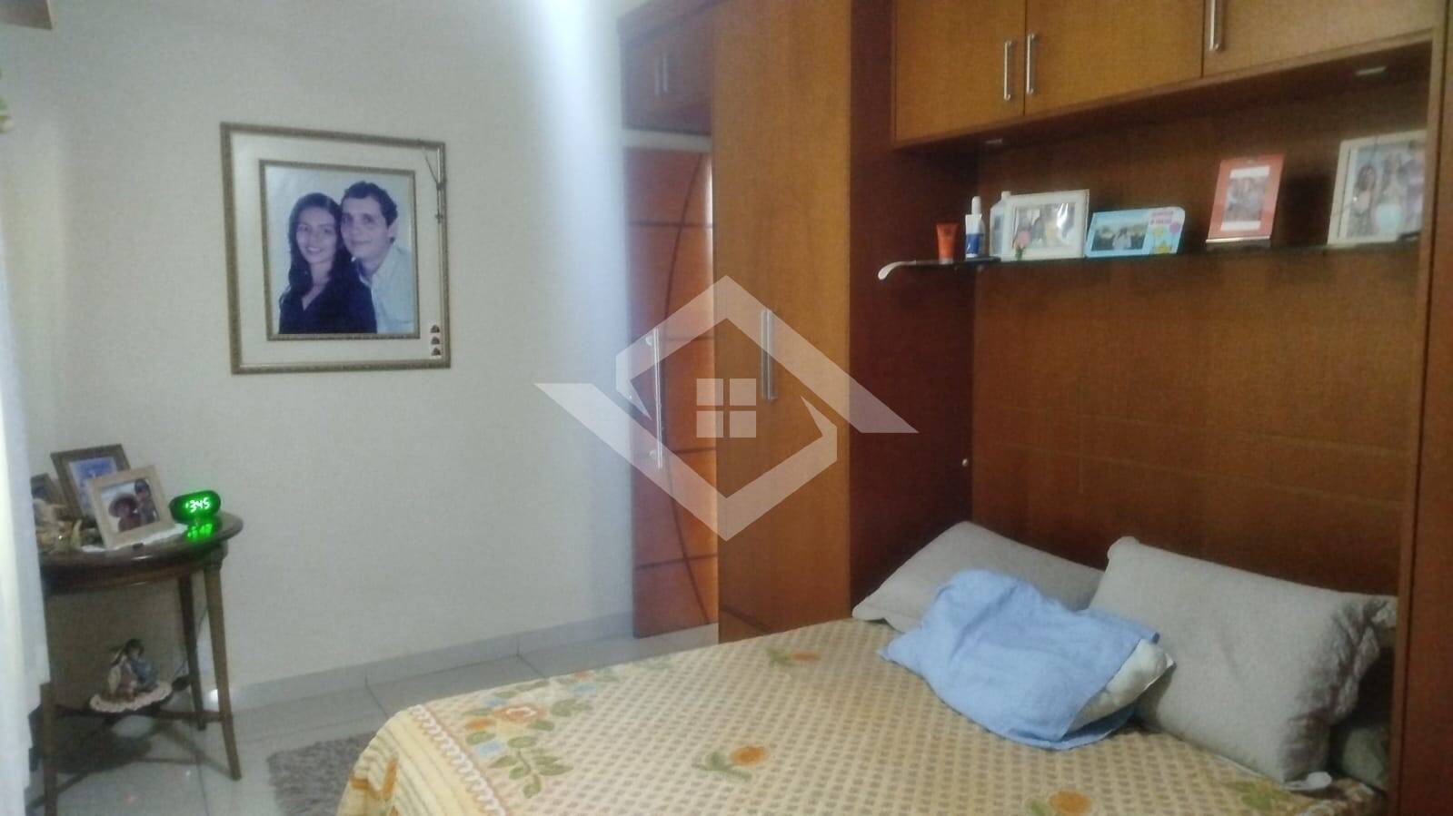 Casa à venda com 3 quartos, 150m² - Foto 8