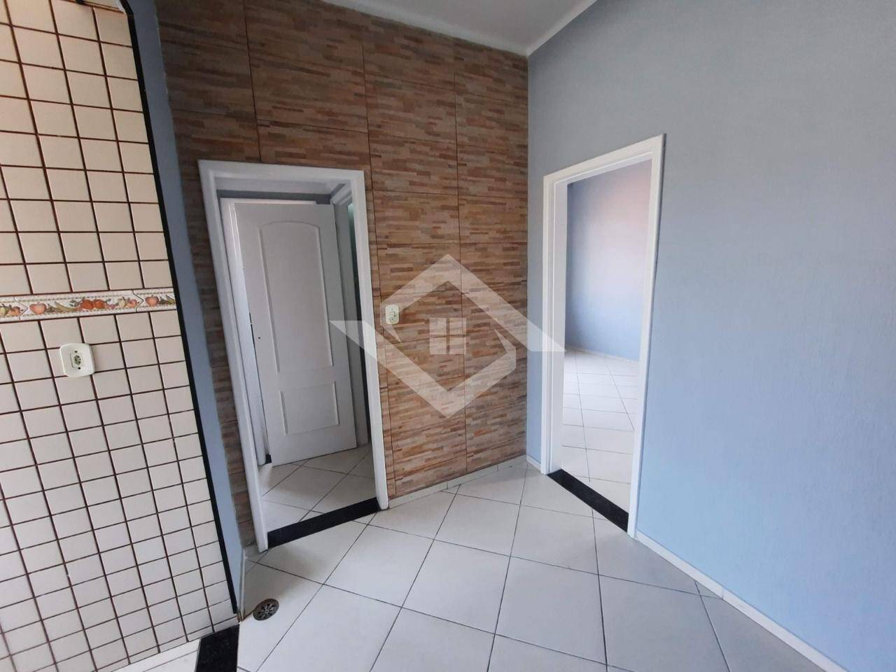 Apartamento para alugar com 2 quartos, 65m² - Foto 11