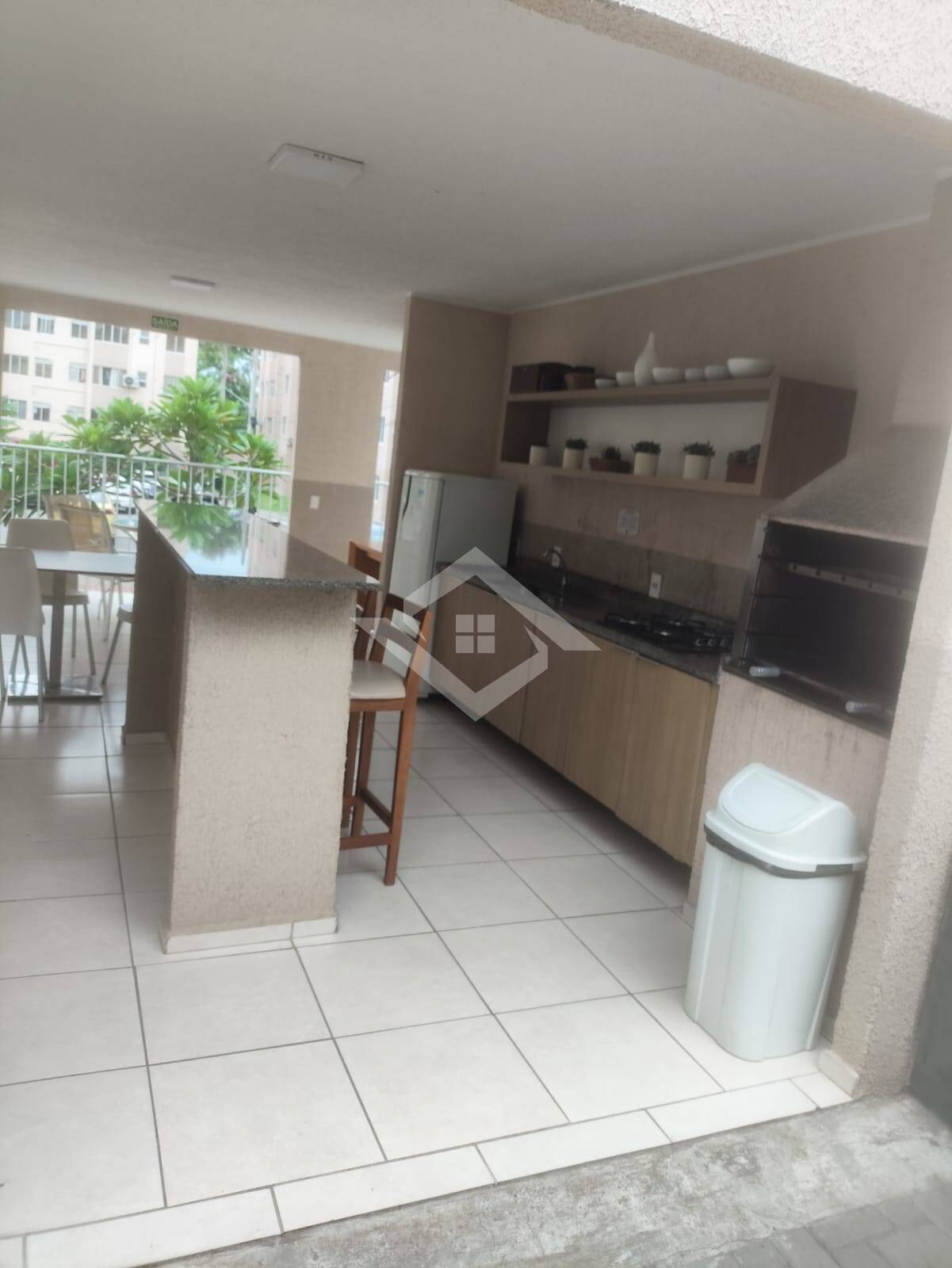 Apartamento à venda com 2 quartos, 42m² - Foto 19