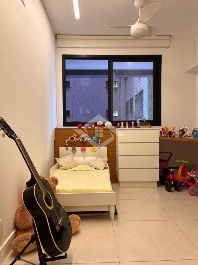 Apartamento à venda com 3 quartos, 94m² - Foto 15