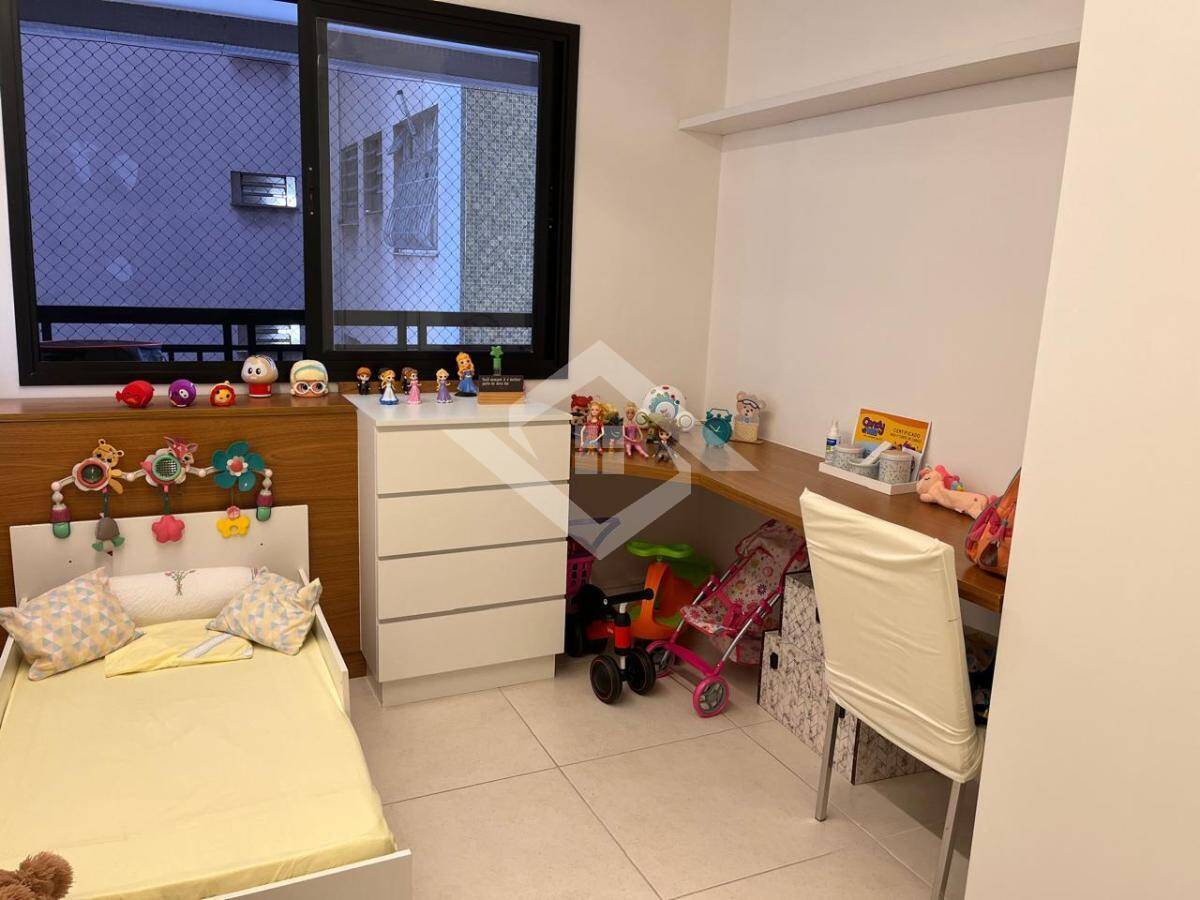 Apartamento à venda com 3 quartos, 94m² - Foto 30