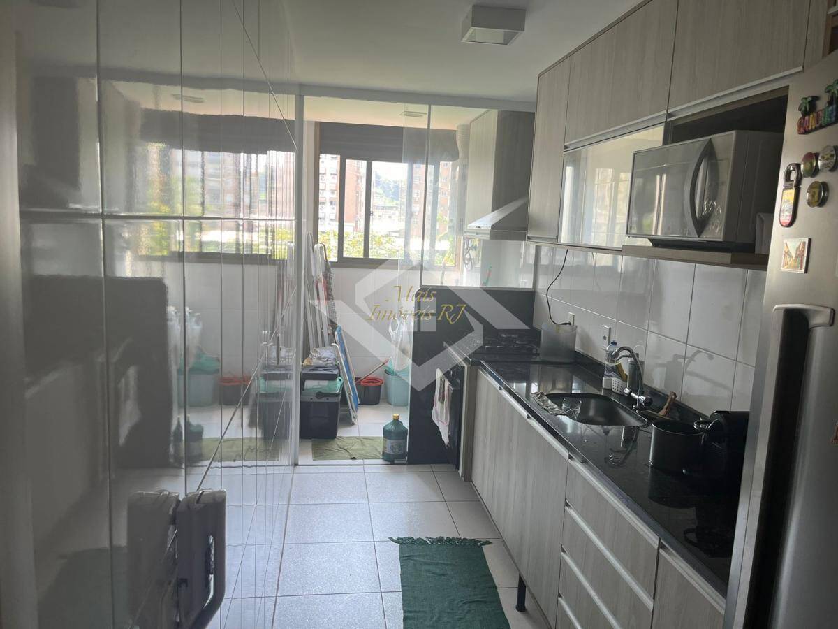 Apartamento à venda com 3 quartos, 85m² - Foto 23