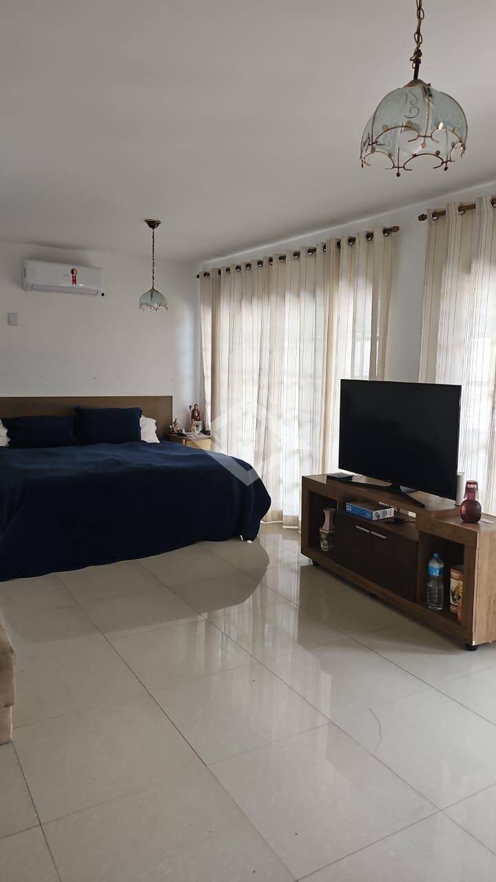 Casa à venda com 5 quartos, 600m² - Foto 17