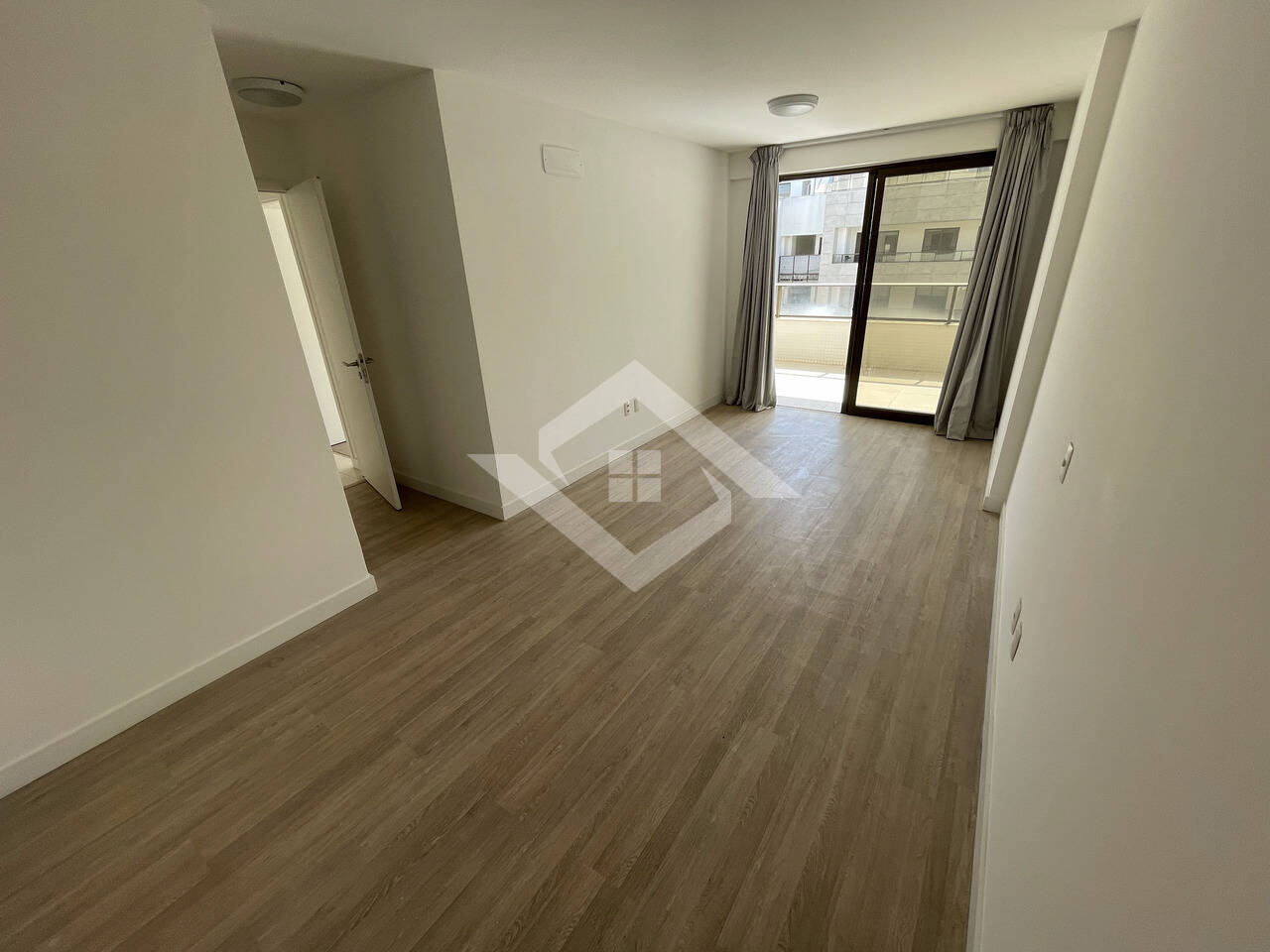 Cobertura à venda com 4 quartos, 283m² - Foto 17