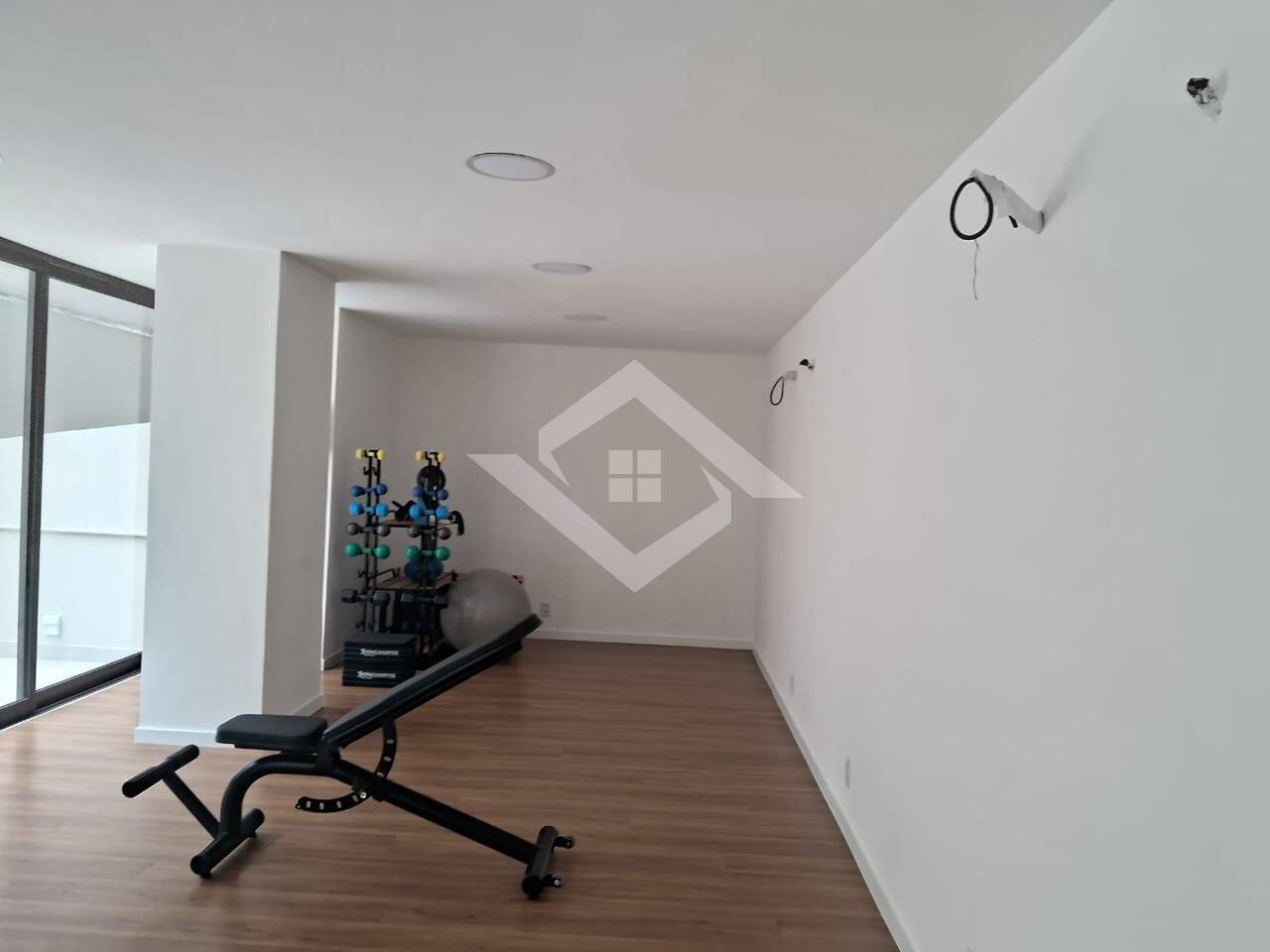 Apartamento à venda com 4 quartos, 250m² - Foto 9