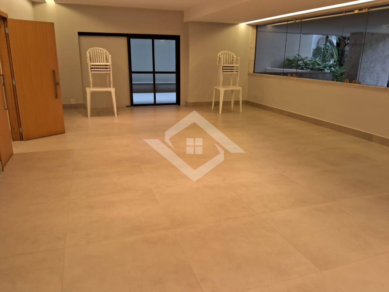 Apartamento à venda com 4 quartos, 250m² - Foto 8