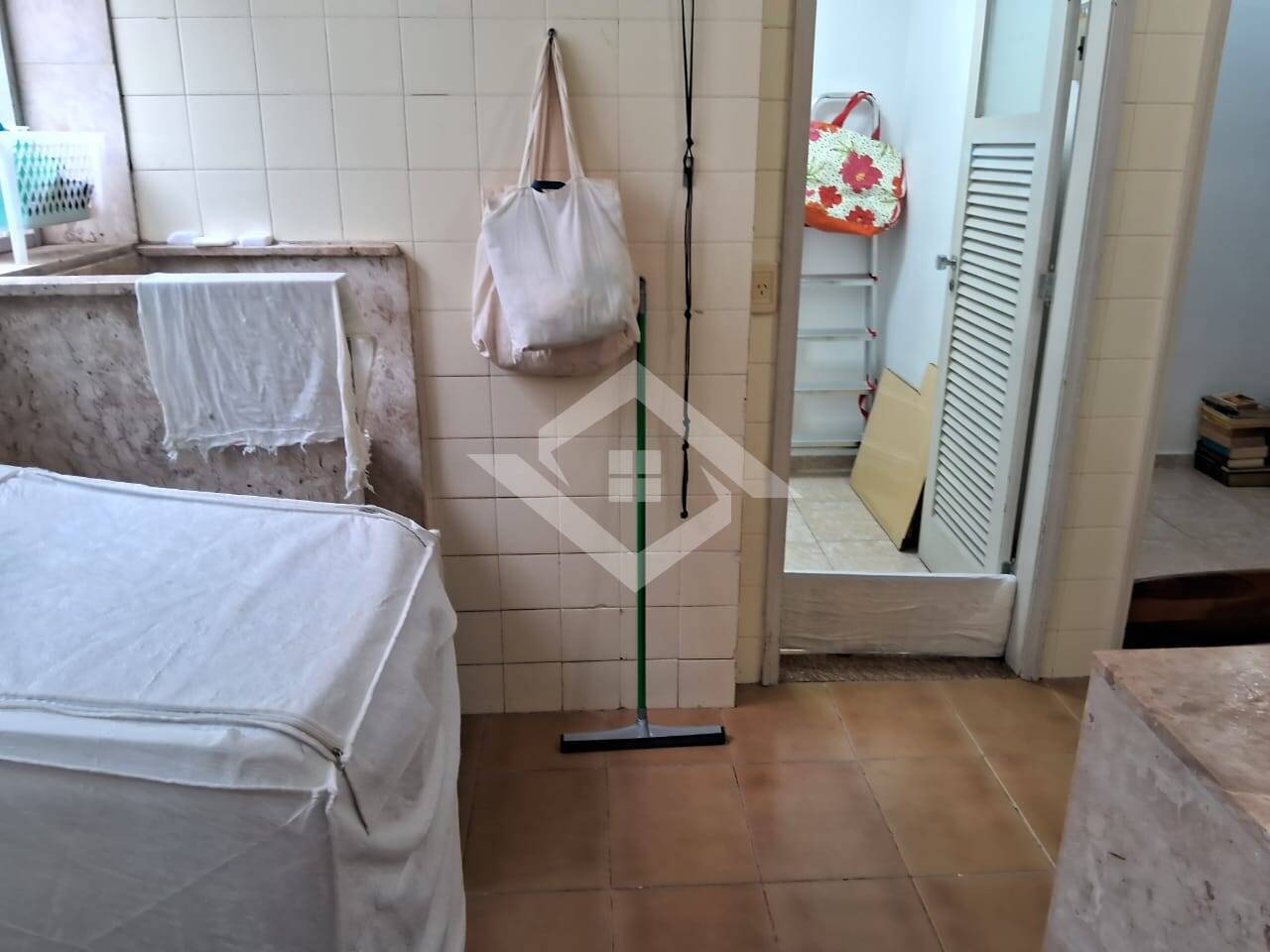 Apartamento à venda com 4 quartos, 250m² - Foto 20