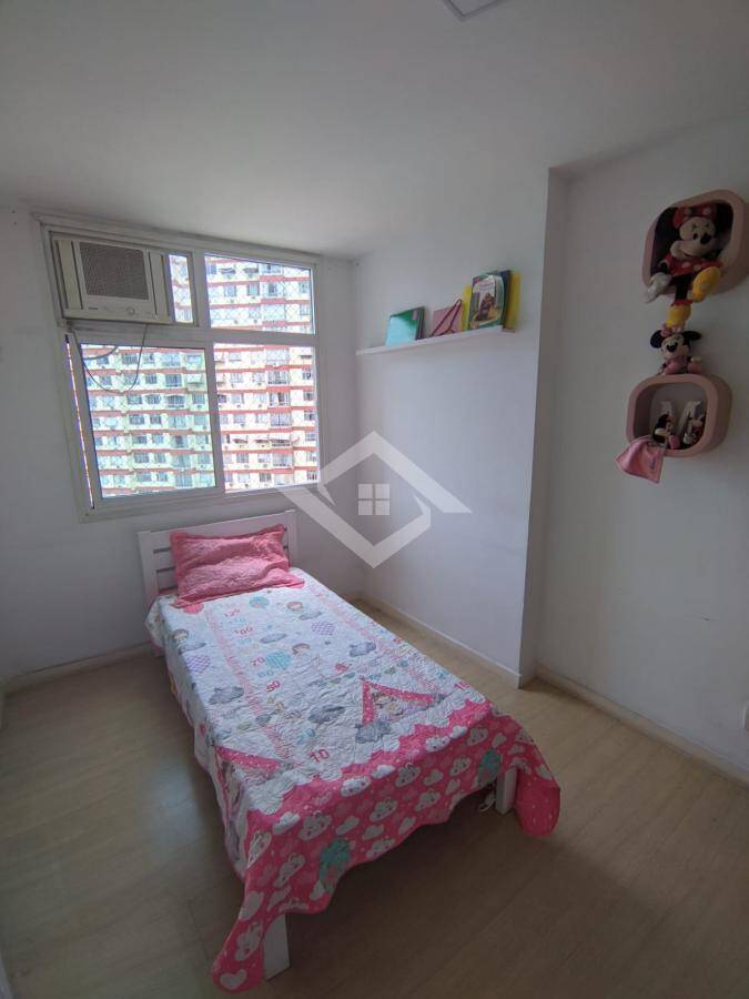 Apartamento à venda com 2 quartos, 75m² - Foto 28