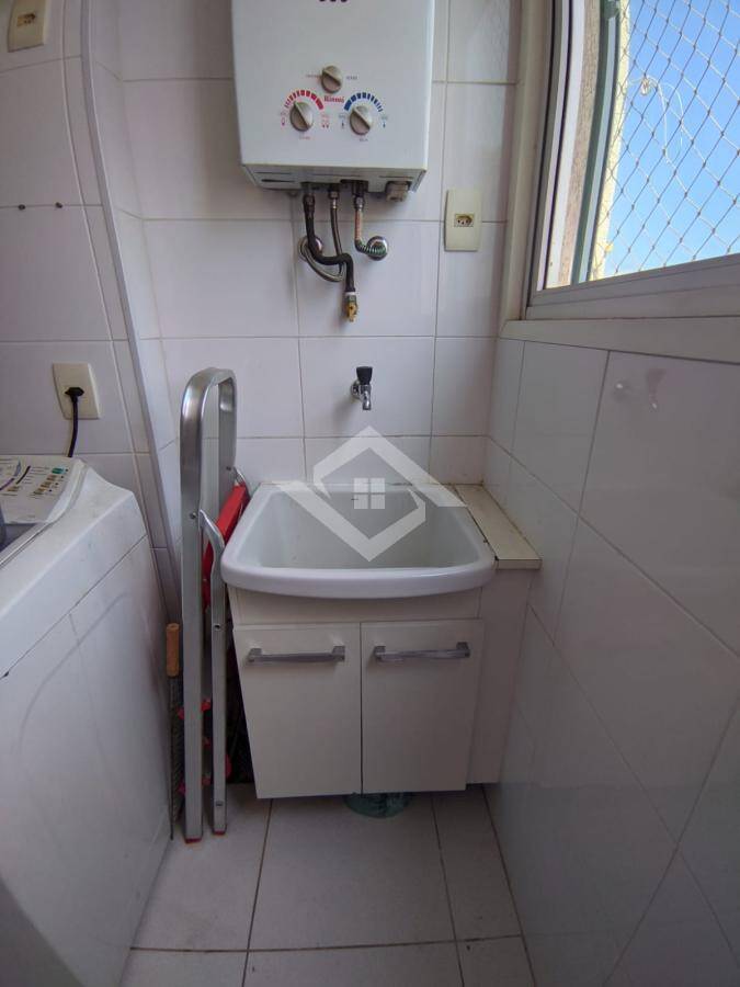 Apartamento à venda com 2 quartos, 75m² - Foto 27