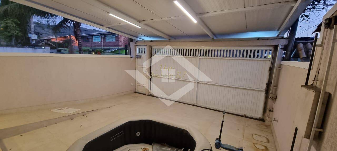 Casa à venda com 3 quartos, 180m² - Foto 5