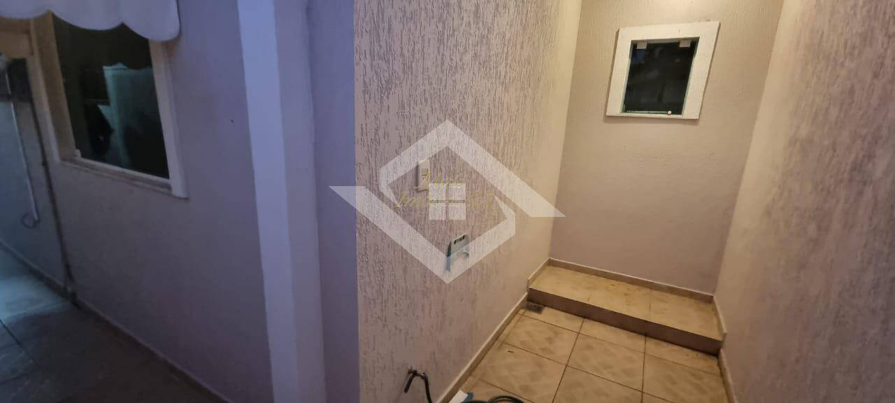 Casa à venda com 3 quartos, 180m² - Foto 12