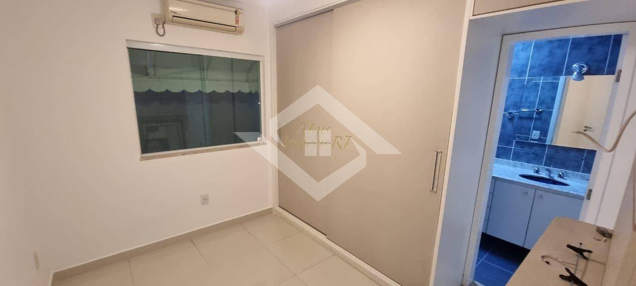 Casa à venda com 3 quartos, 180m² - Foto 14