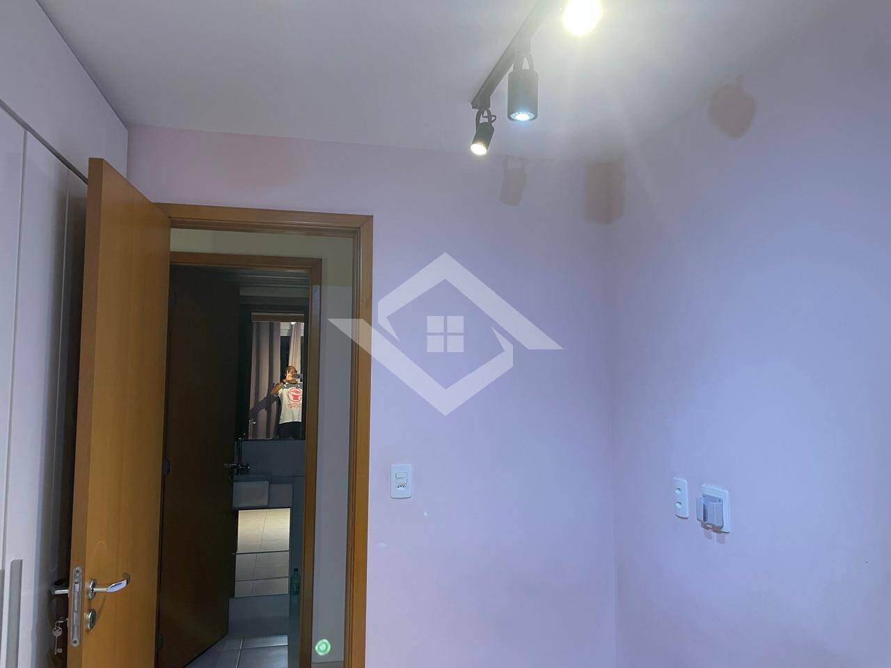 Apartamento à venda com 2 quartos, 58m² - Foto 19