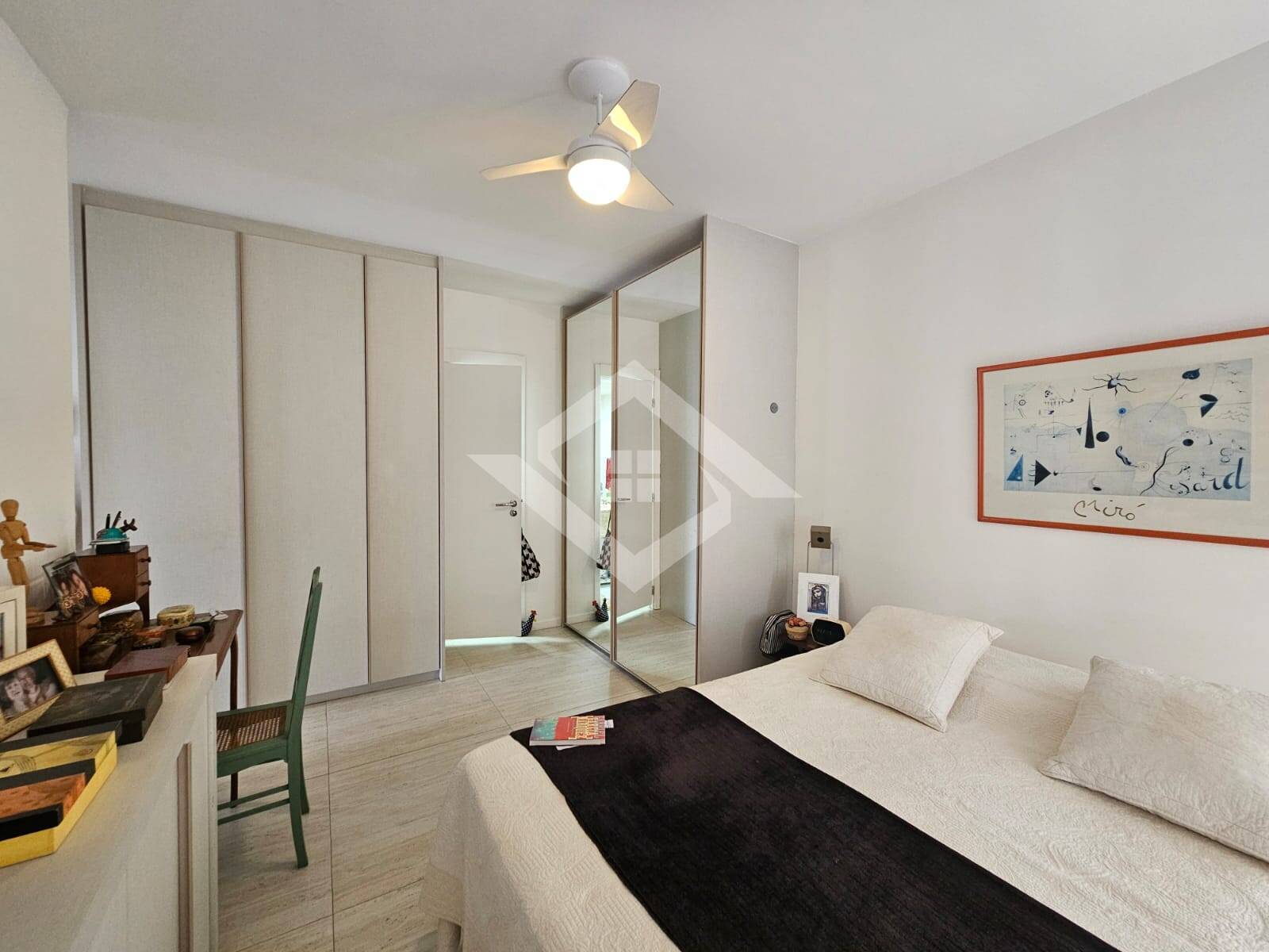 Apartamento à venda com 3 quartos, 143m² - Foto 29