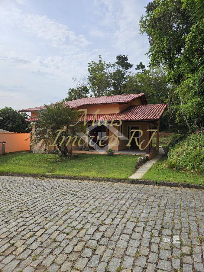 Casa à venda com 2 quartos, 100m² - Foto 2