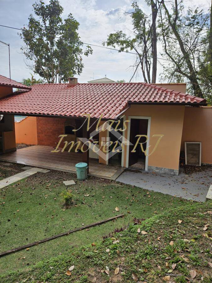 Casa à venda com 2 quartos, 100m² - Foto 8