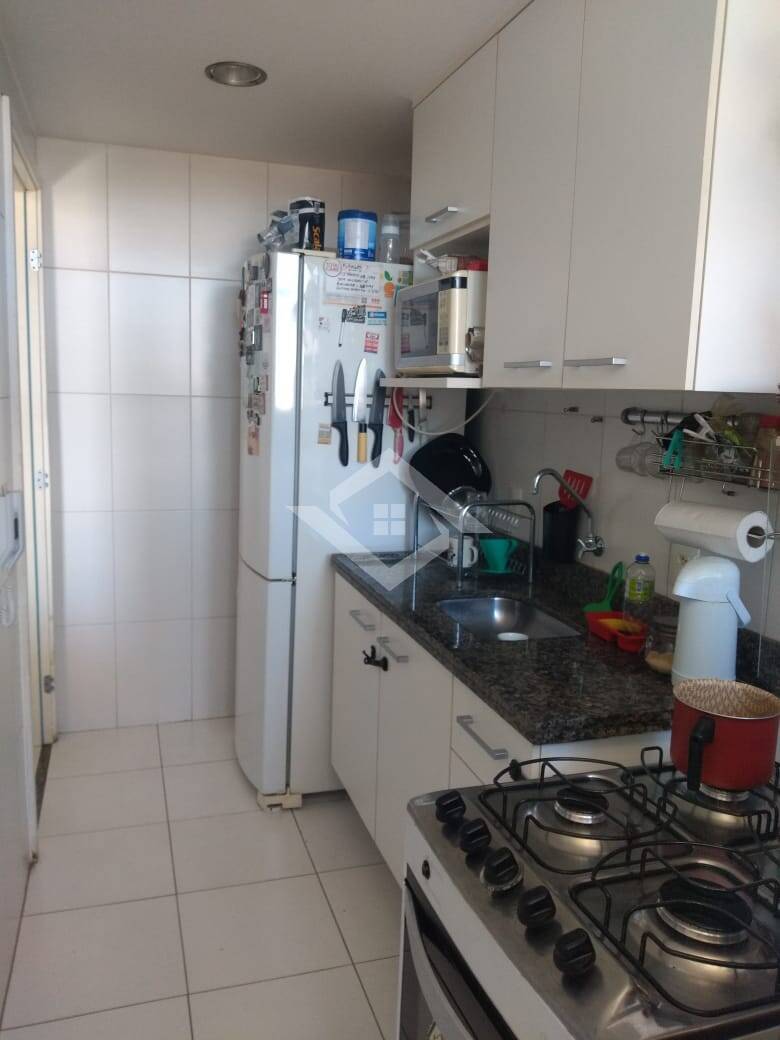 Apartamento à venda com 2 quartos, 65m² - Foto 5