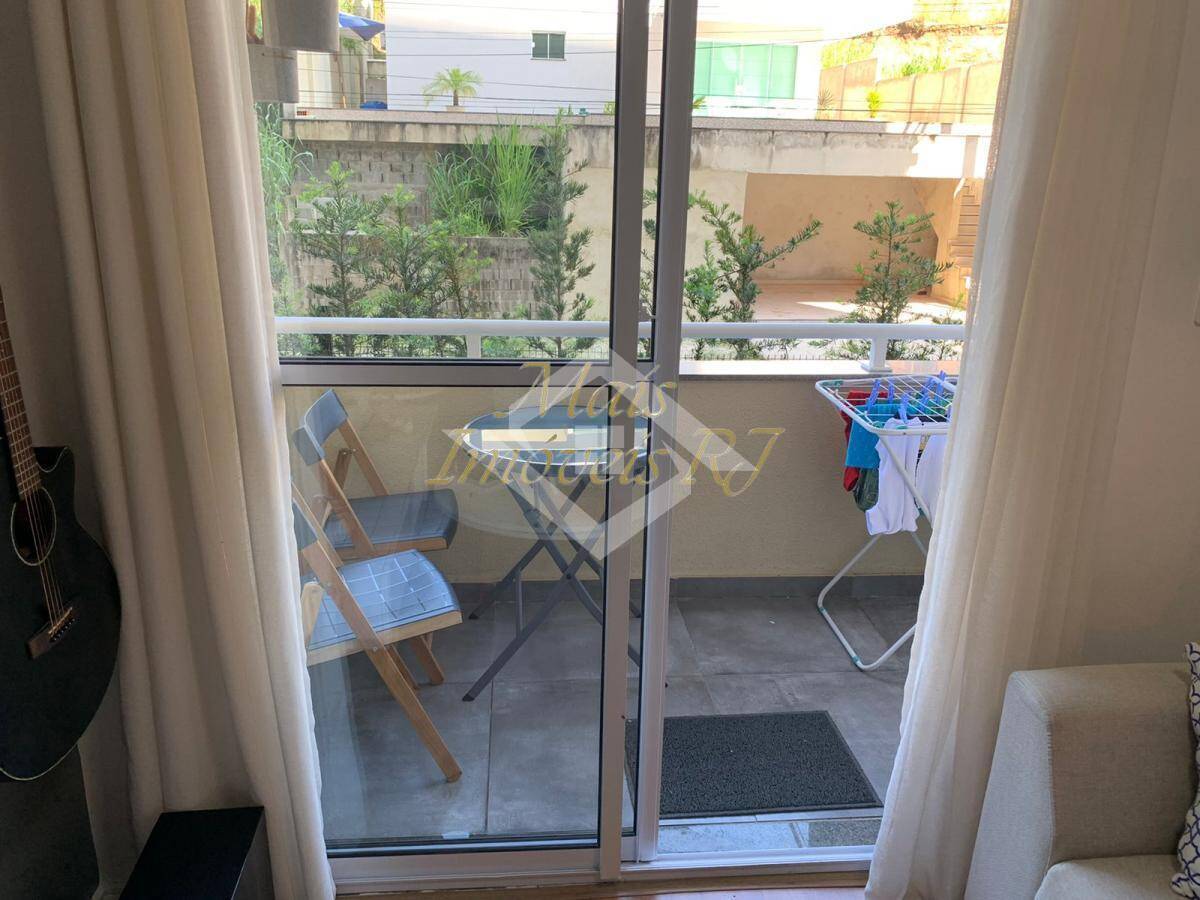 Apartamento à venda com 2 quartos, 60m² - Foto 19