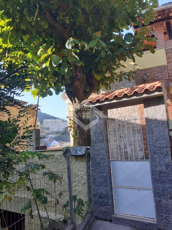 Casa à venda com 3 quartos, 173m² - Foto 6