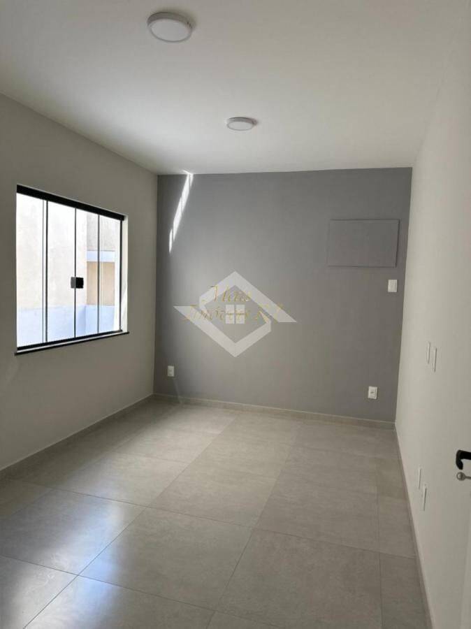 Casa à venda com 4 quartos, 150m² - Foto 11