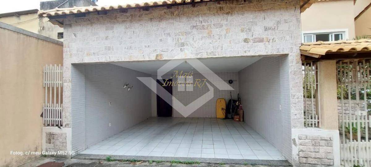 Casa à venda com 4 quartos, 329m² - Foto 18