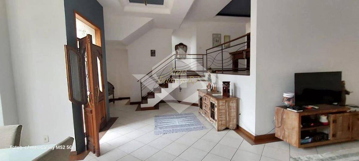 Casa à venda com 4 quartos, 329m² - Foto 22