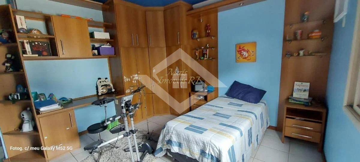 Casa à venda com 4 quartos, 329m² - Foto 21