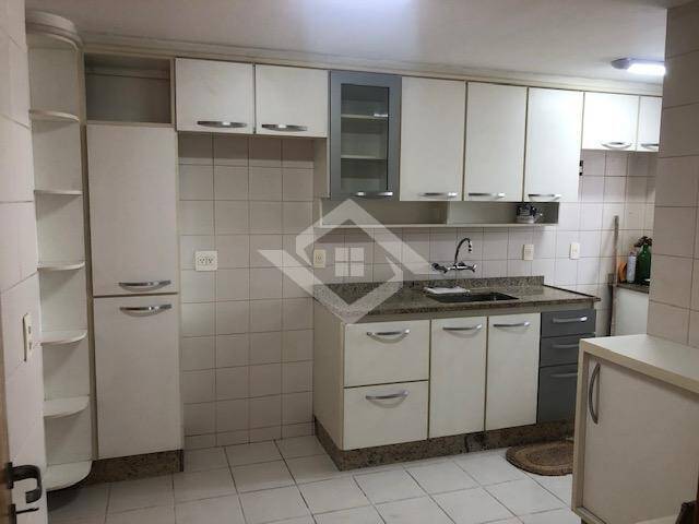 Apartamento à venda com 3 quartos, 130m² - Foto 8