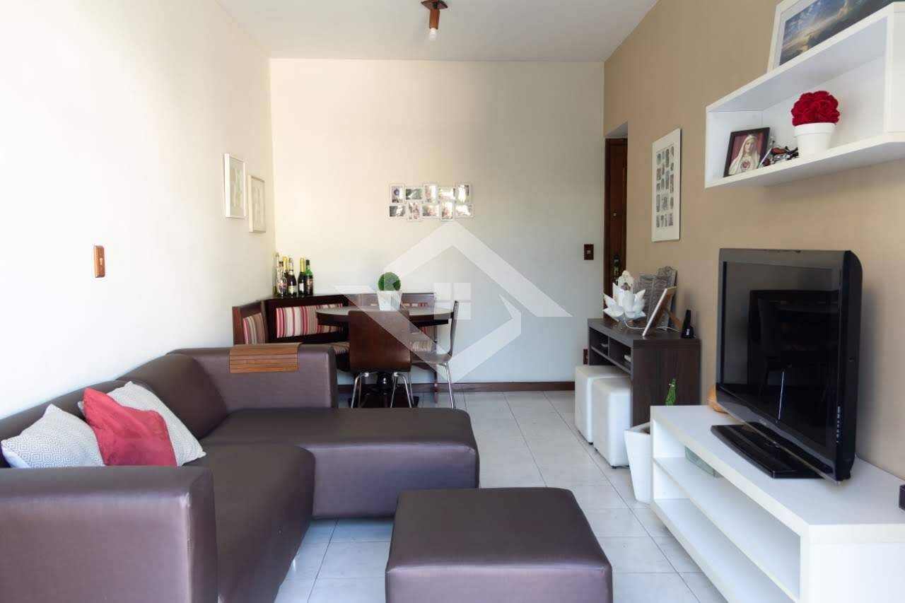 Apartamento à venda com 2 quartos, 80m² - Foto 2