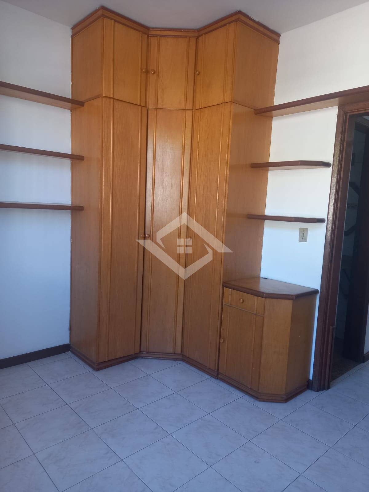 Apartamento à venda com 2 quartos, 80m² - Foto 13