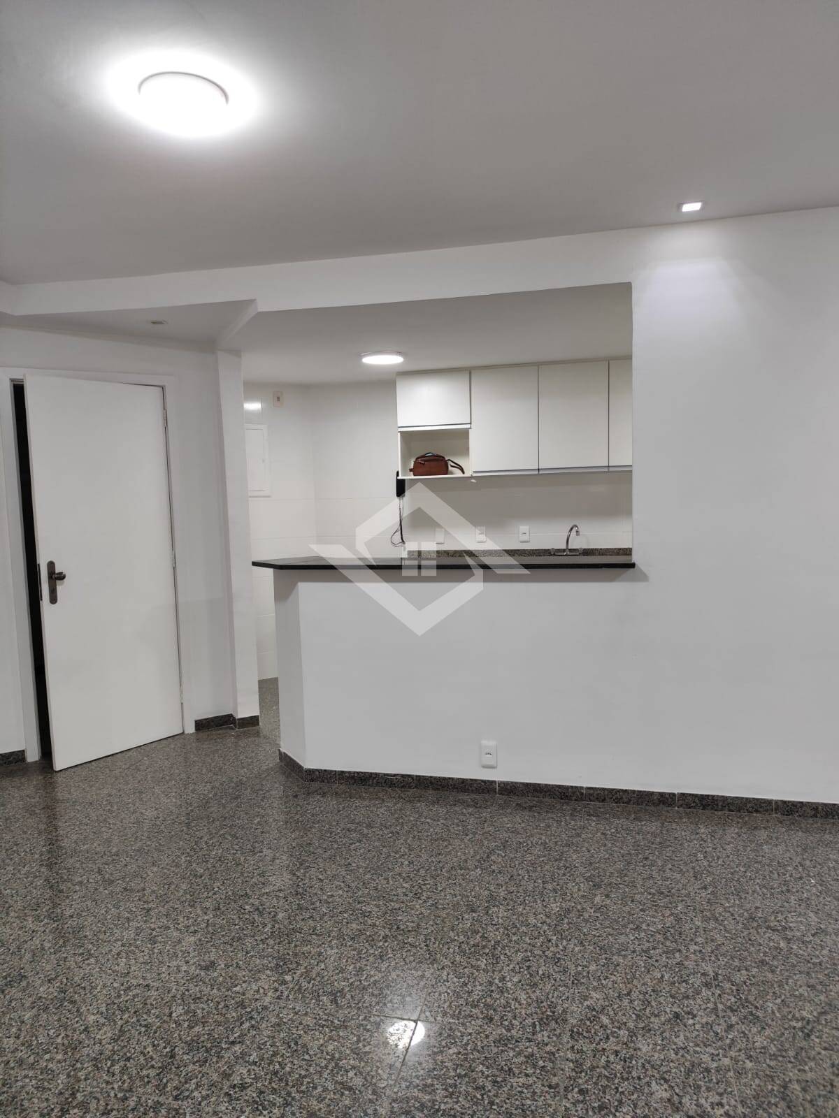 Apartamento à venda com 3 quartos, 70m² - Foto 5