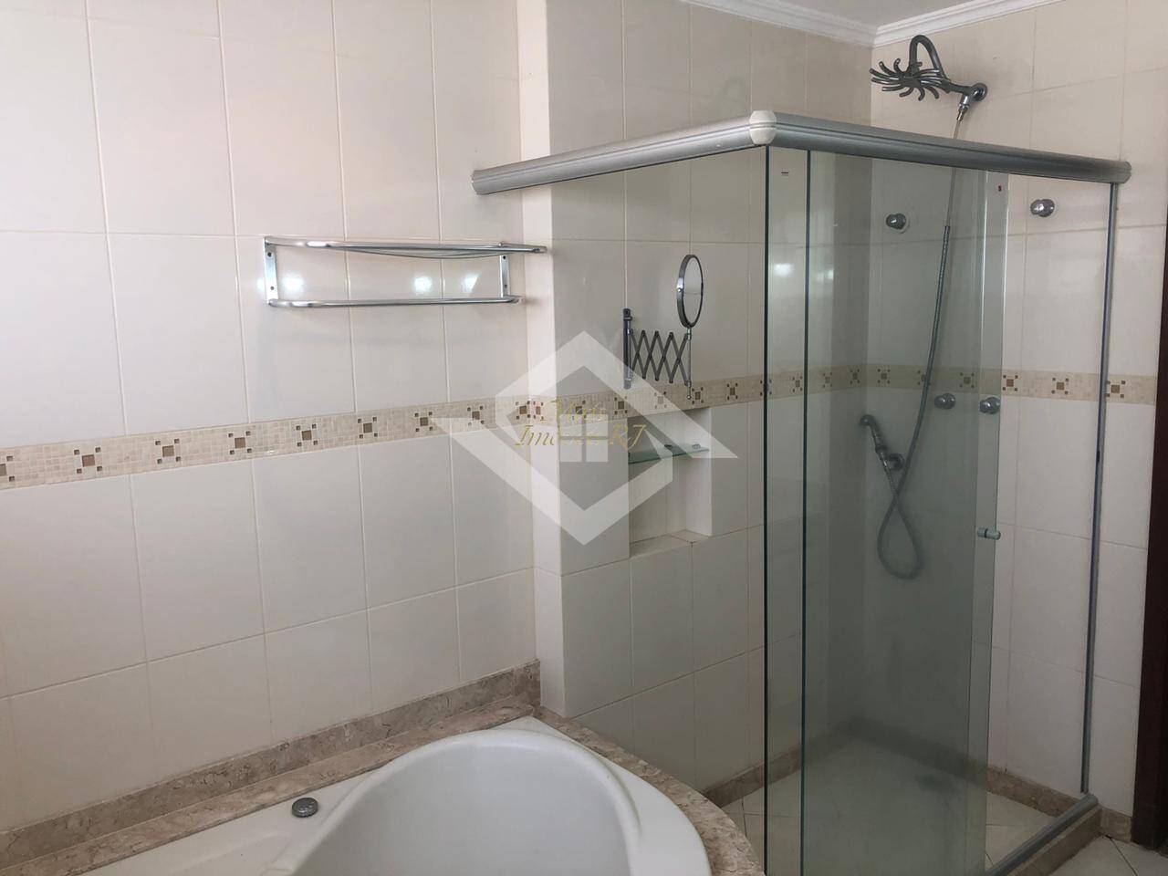 Casa à venda com 3 quartos, 289m² - Foto 4