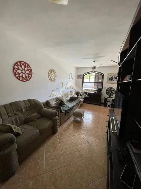 Casa à venda com 3 quartos, 450m² - Foto 2