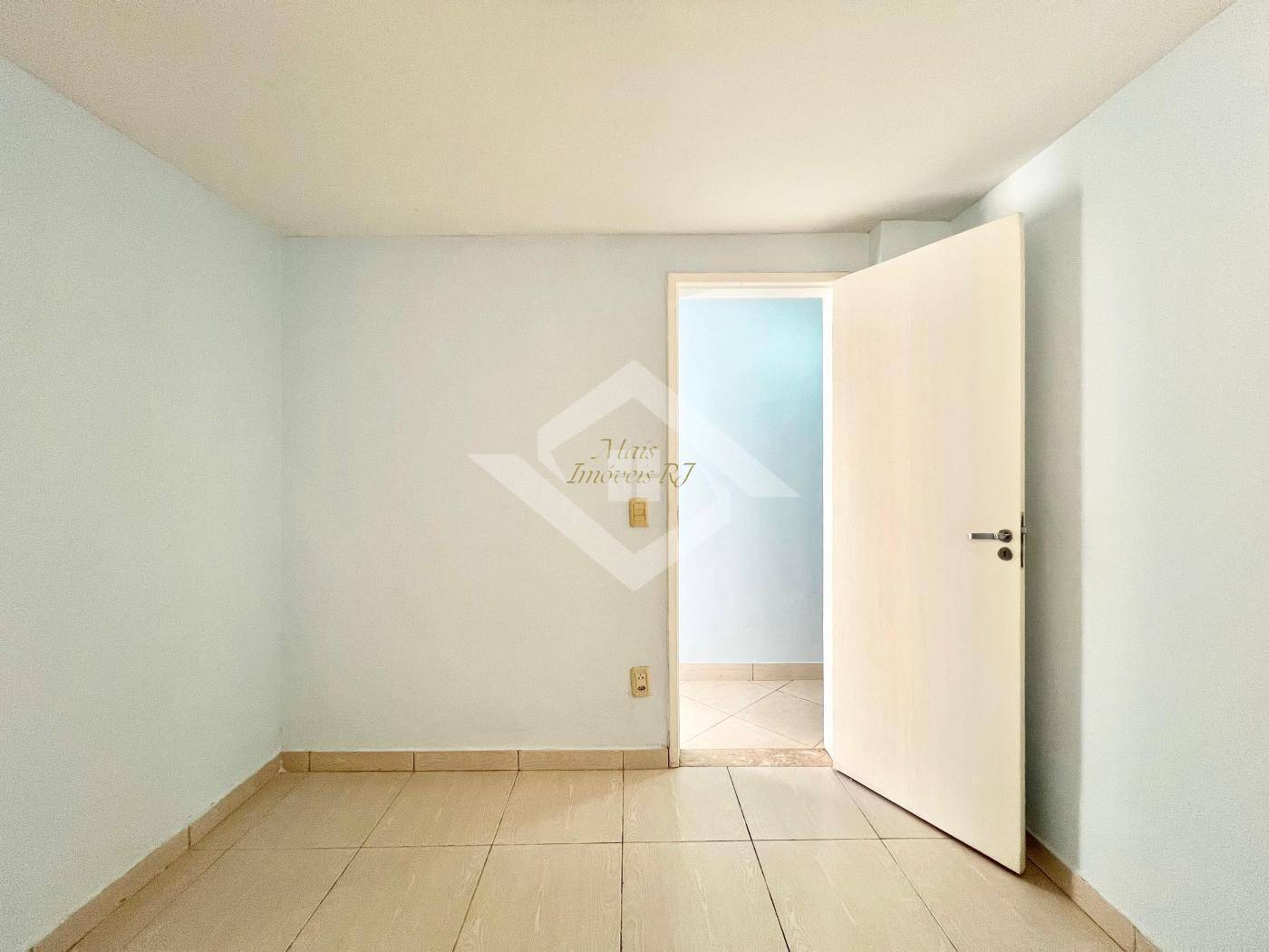 Apartamento à venda com 3 quartos, 100m² - Foto 20