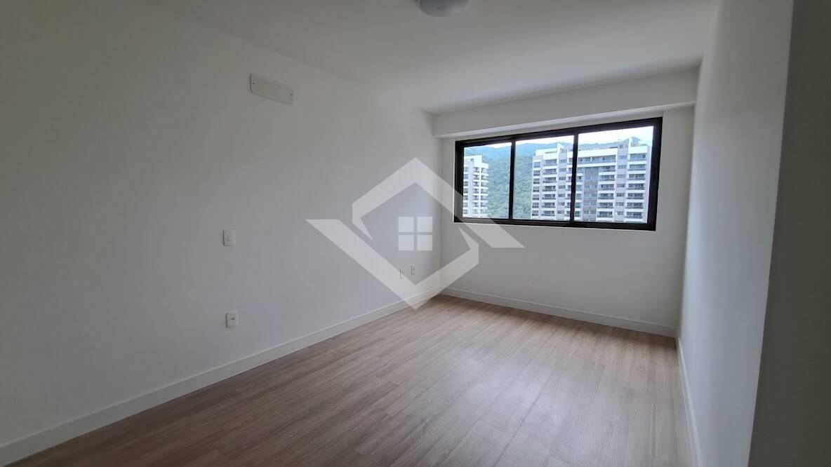 Apartamento à venda com 3 quartos, 118m² - Foto 9