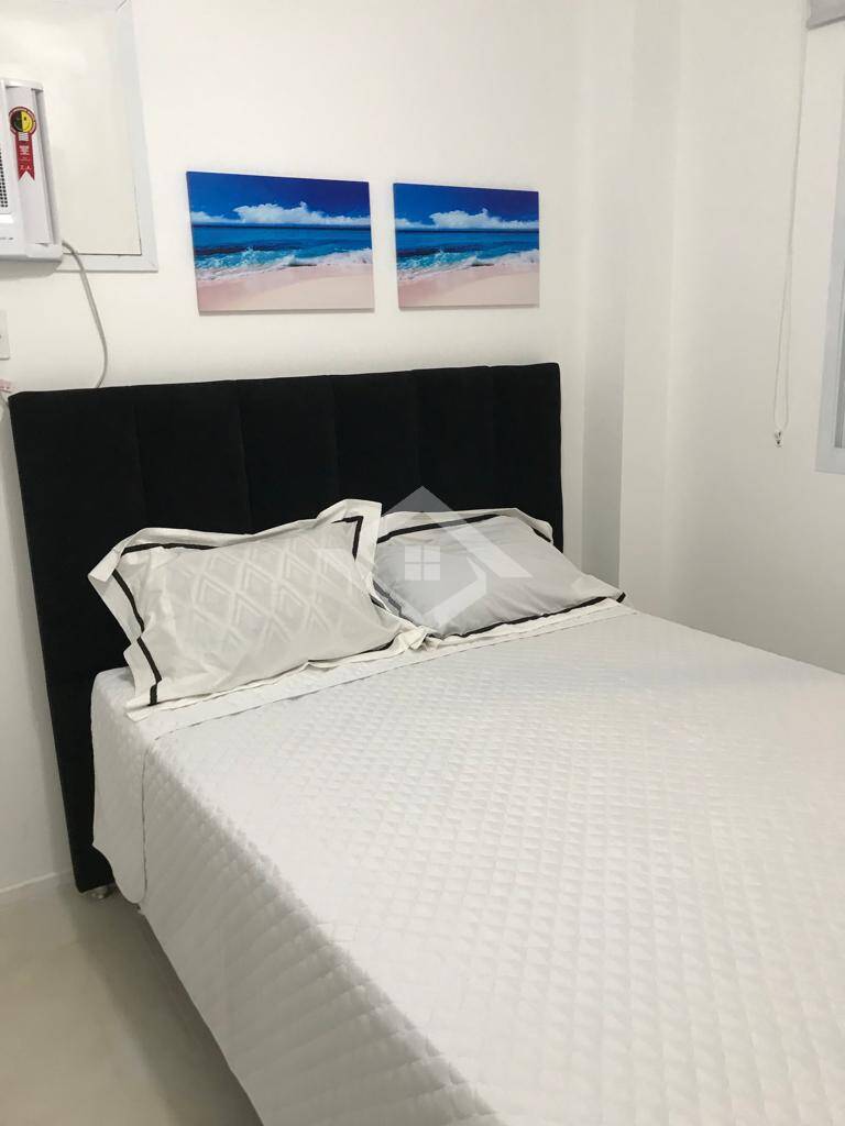 Apartamento à venda com 2 quartos, 100m² - Foto 12