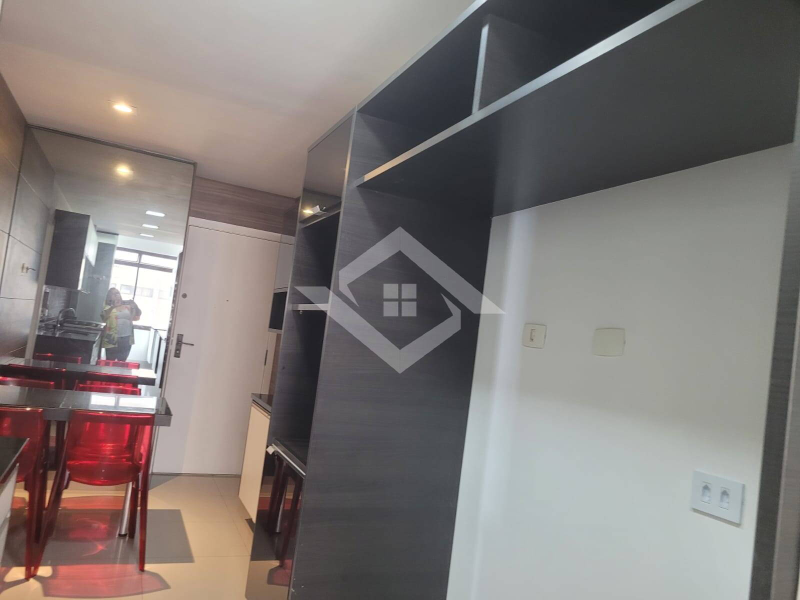 Apartamento para alugar com 4 quartos, 168m² - Foto 11