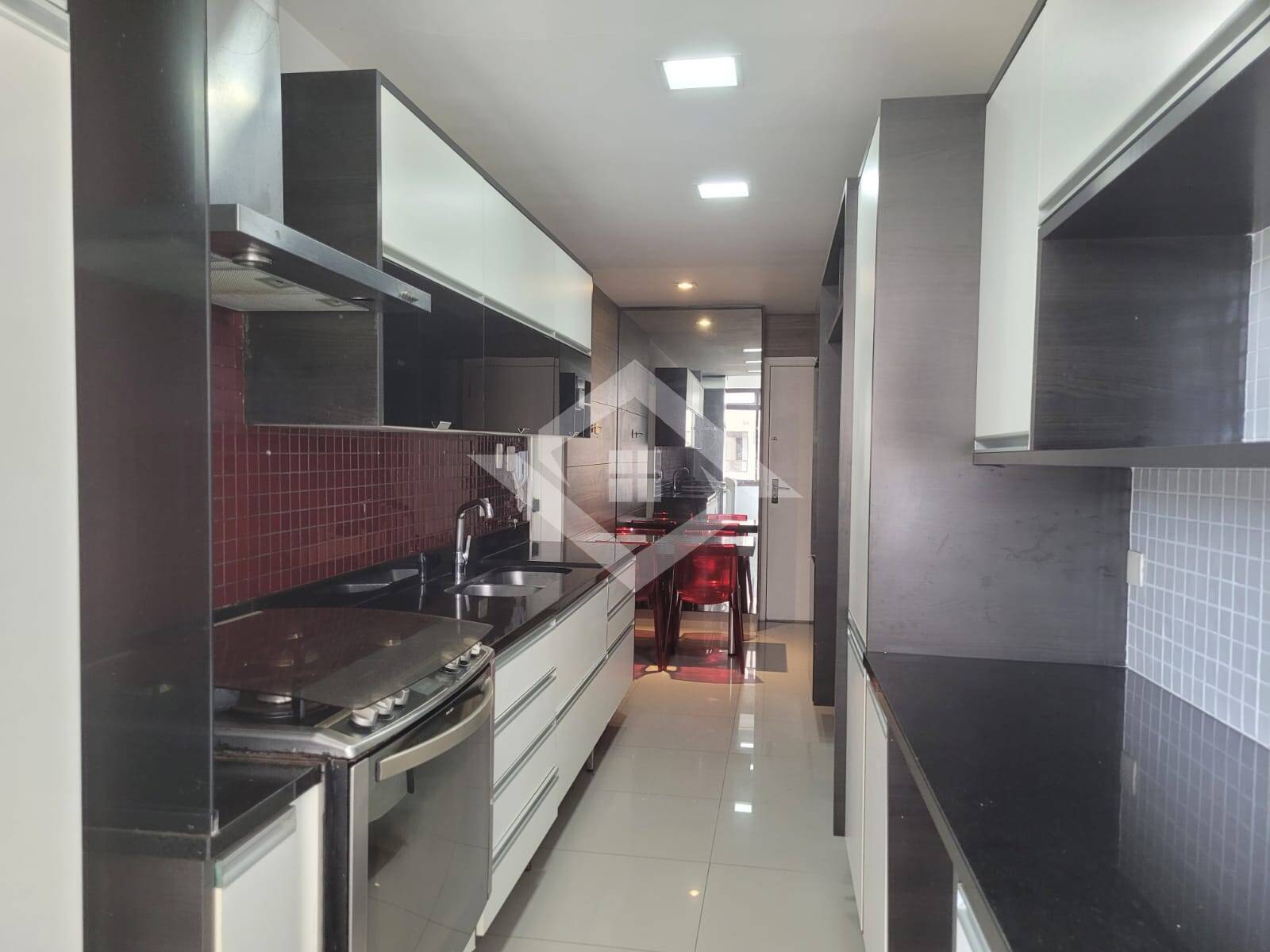 Apartamento para alugar com 4 quartos, 168m² - Foto 14