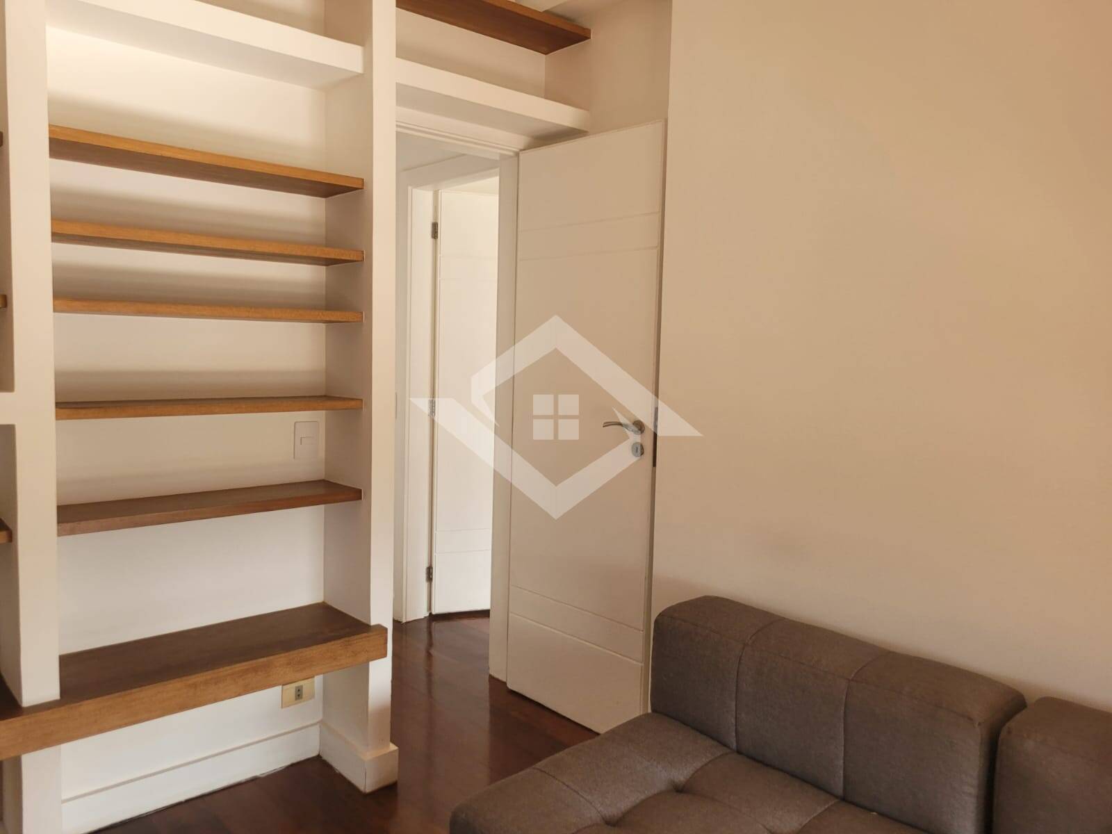 Apartamento para alugar com 4 quartos, 168m² - Foto 18