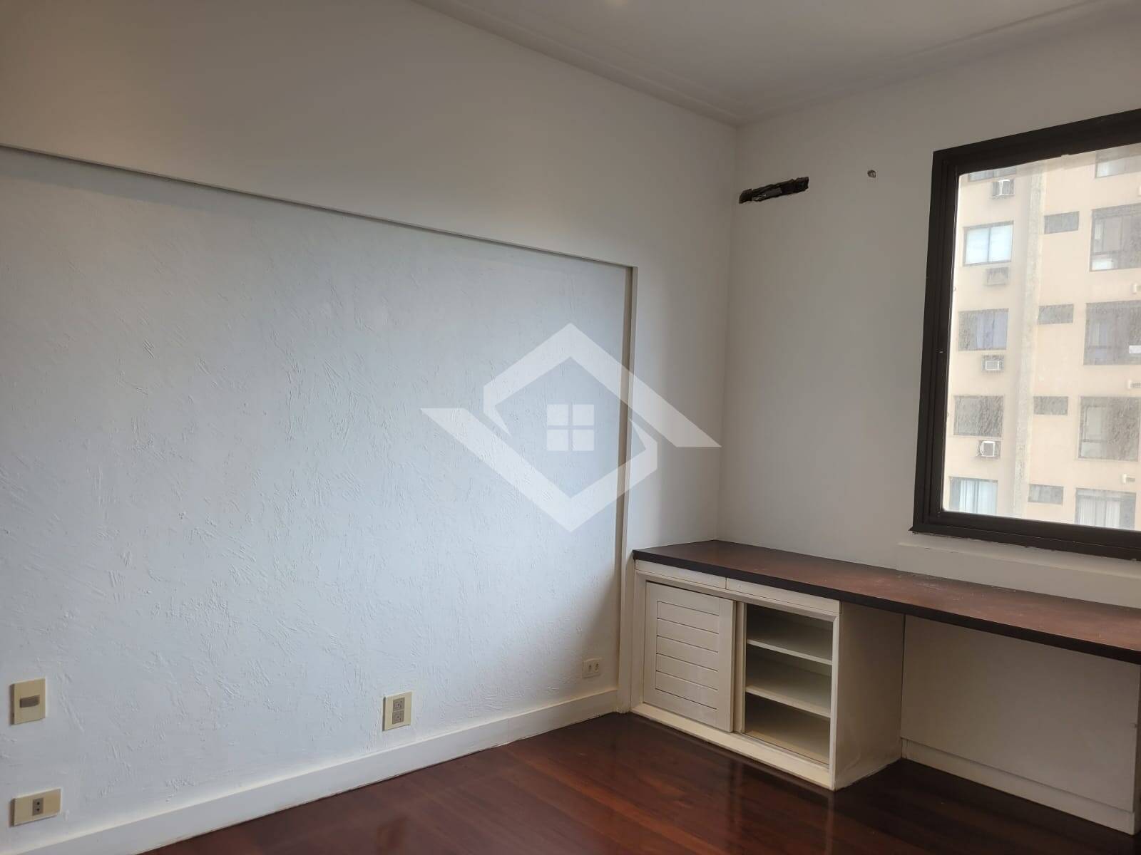 Apartamento para alugar com 4 quartos, 168m² - Foto 23