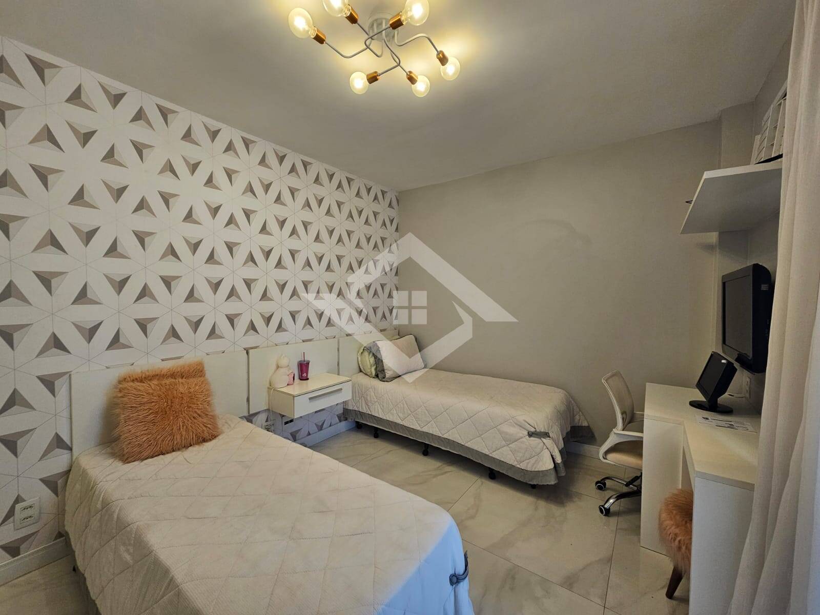 Apartamento à venda com 5 quartos, 166m² - Foto 32