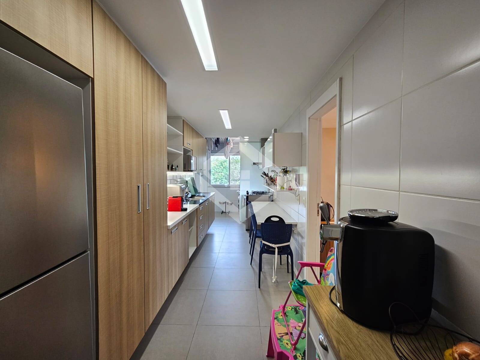 Apartamento à venda com 4 quartos, 142m² - Foto 16