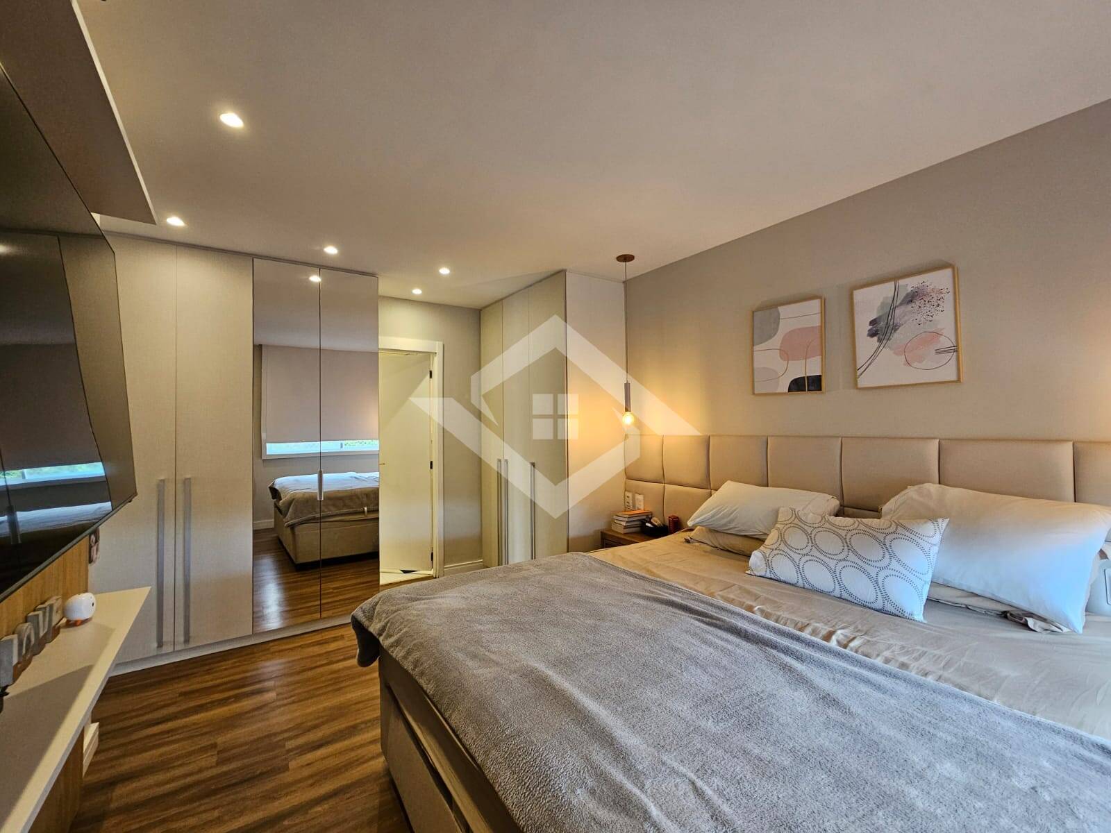 Apartamento à venda com 4 quartos, 142m² - Foto 27