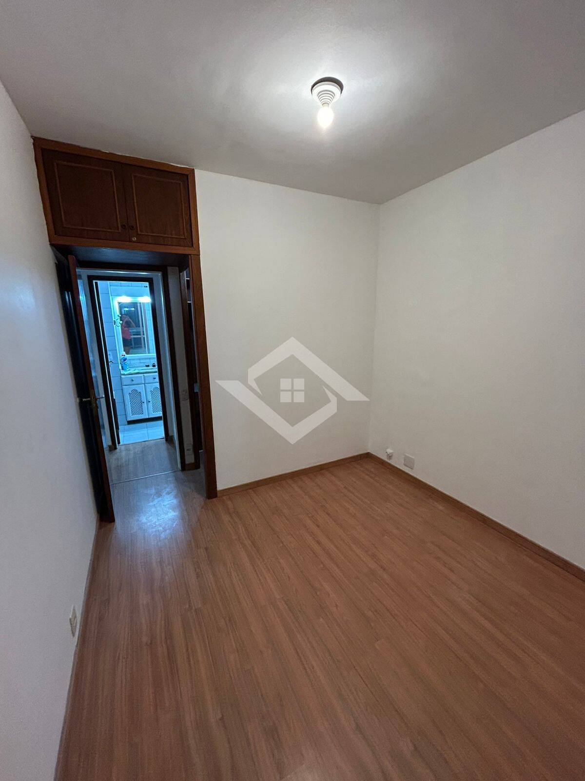 Apartamento para alugar com 1 quarto, 47m² - Foto 23