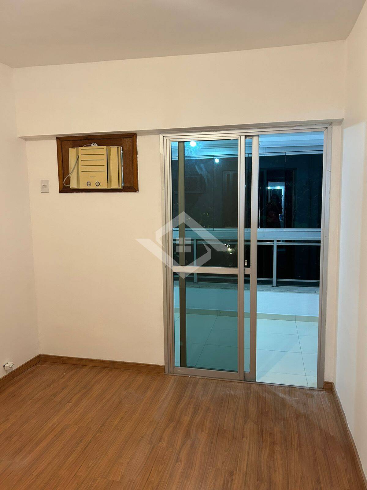 Apartamento para alugar com 1 quarto, 47m² - Foto 24