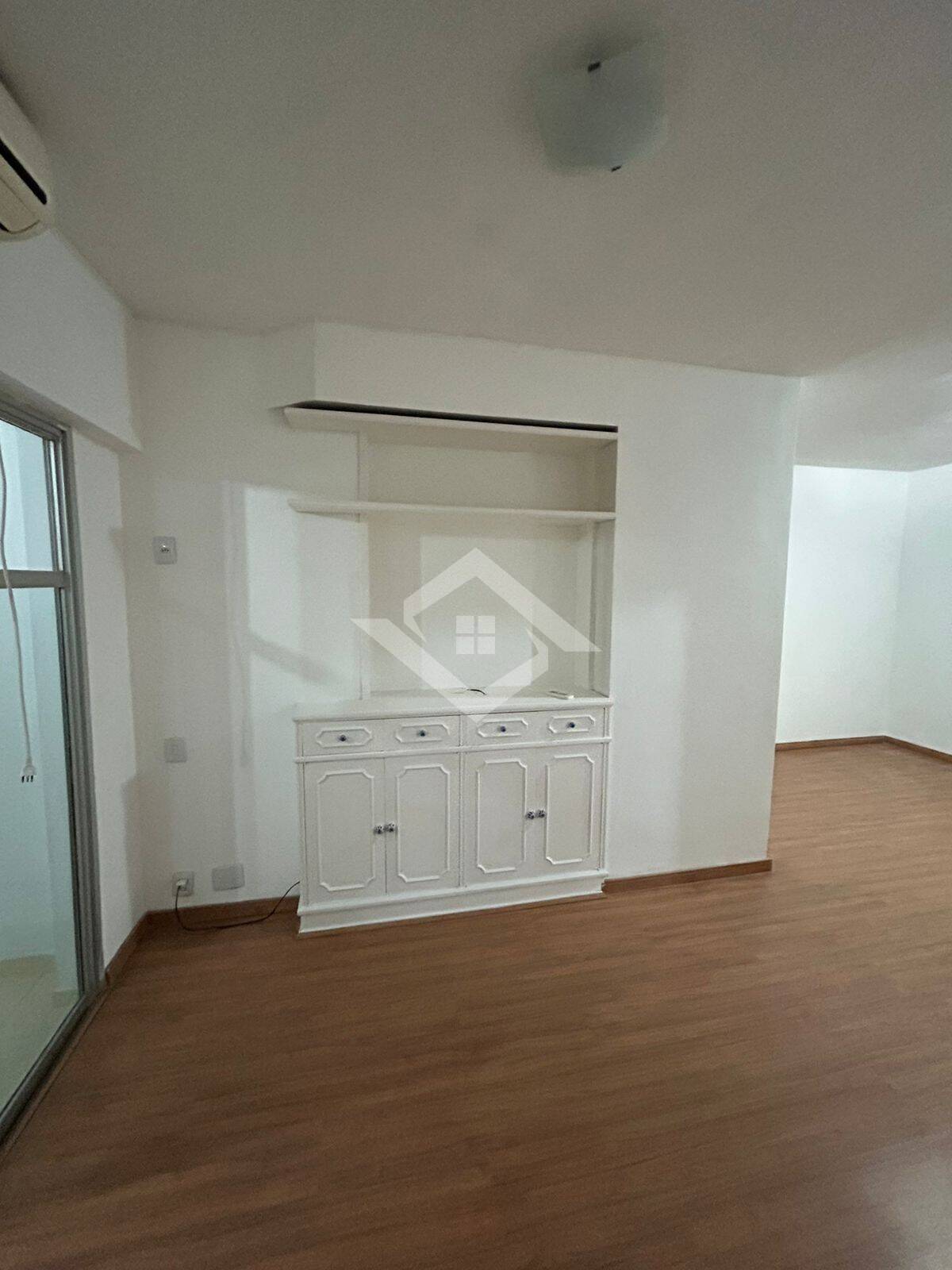 Apartamento para alugar com 1 quarto, 47m² - Foto 33