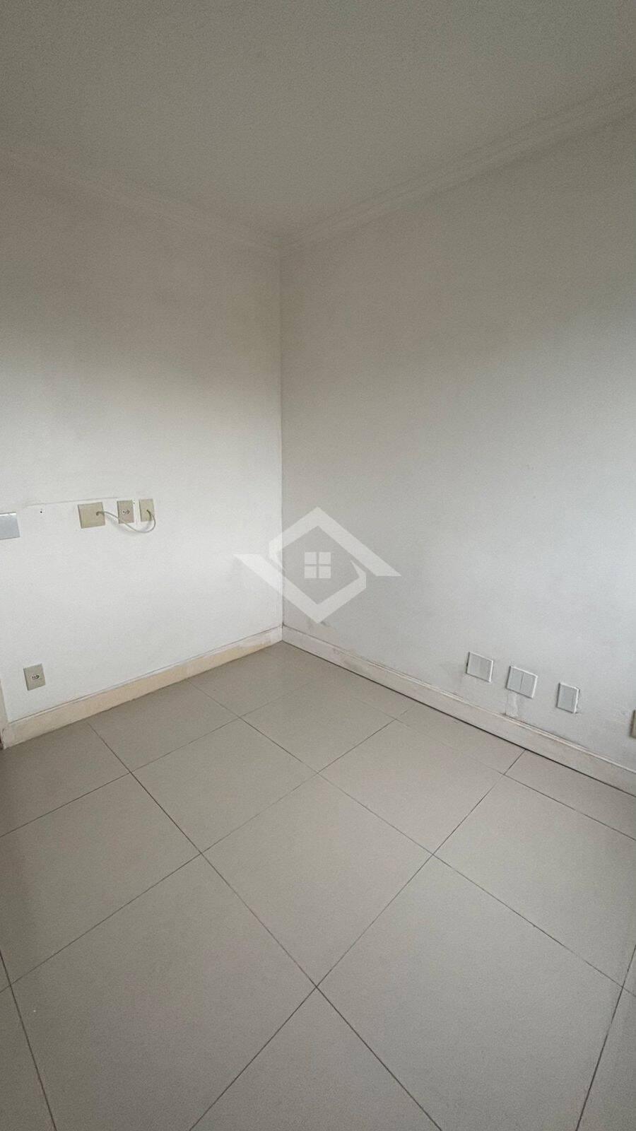 Apartamento à venda com 2 quartos, 61m² - Foto 18