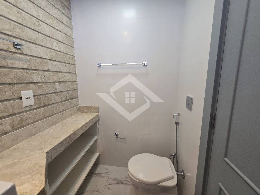 Casa à venda com 5 quartos, 300m² - Foto 57